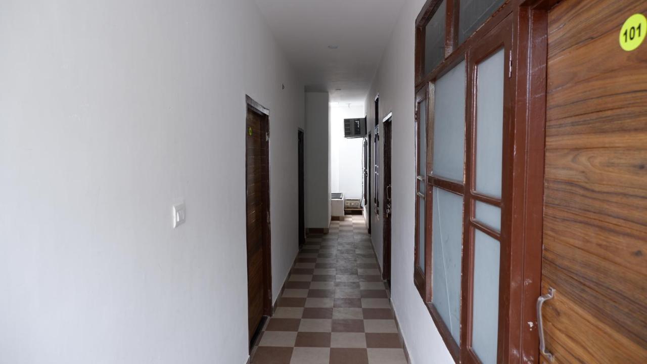 Saatvik Homestay Катра Экстерьер фото