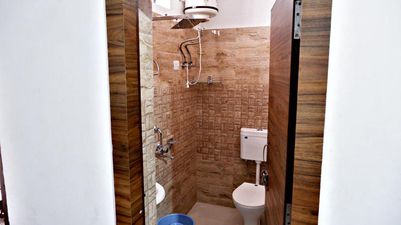 Saatvik Homestay Катра Экстерьер фото