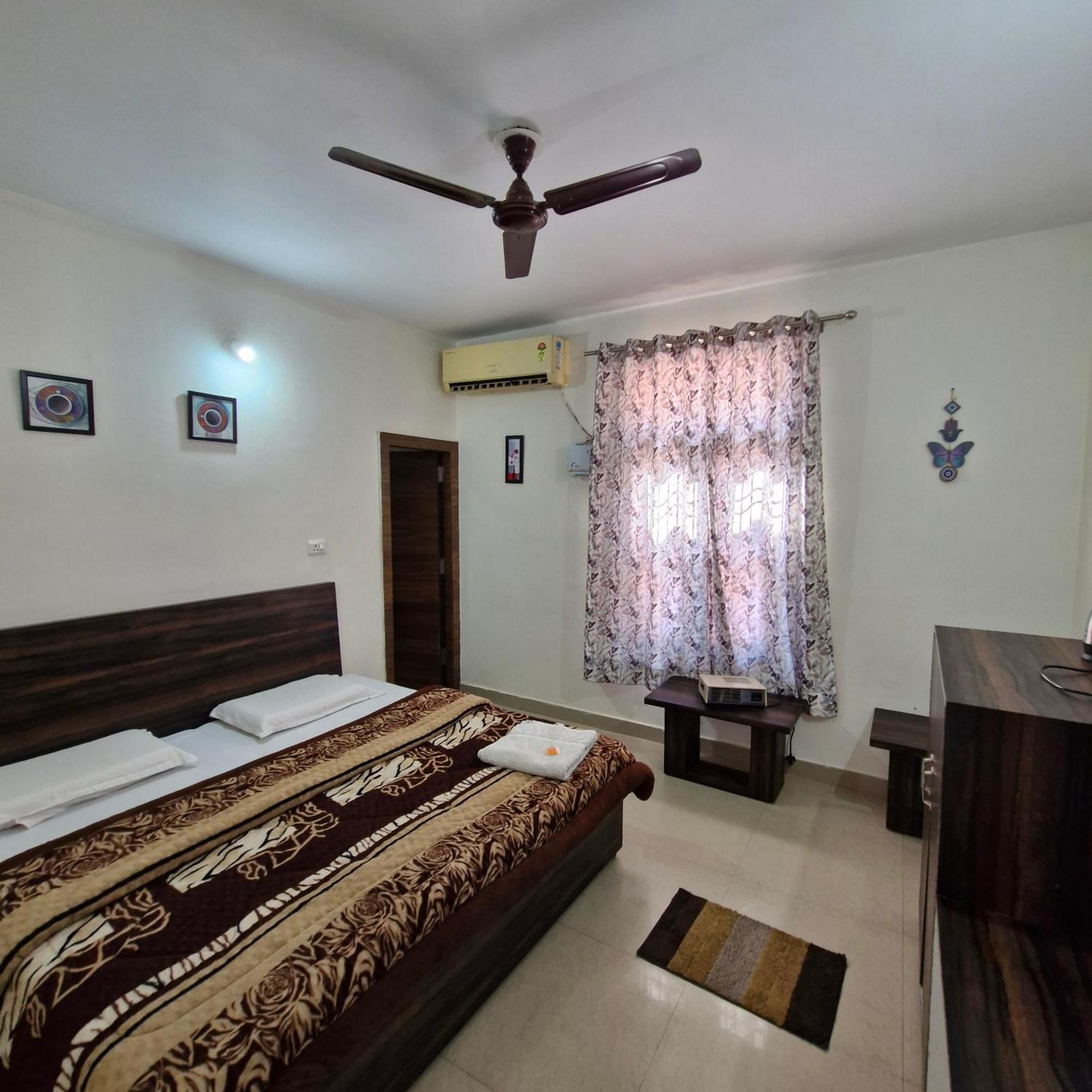 Saatvik Homestay Катра Экстерьер фото