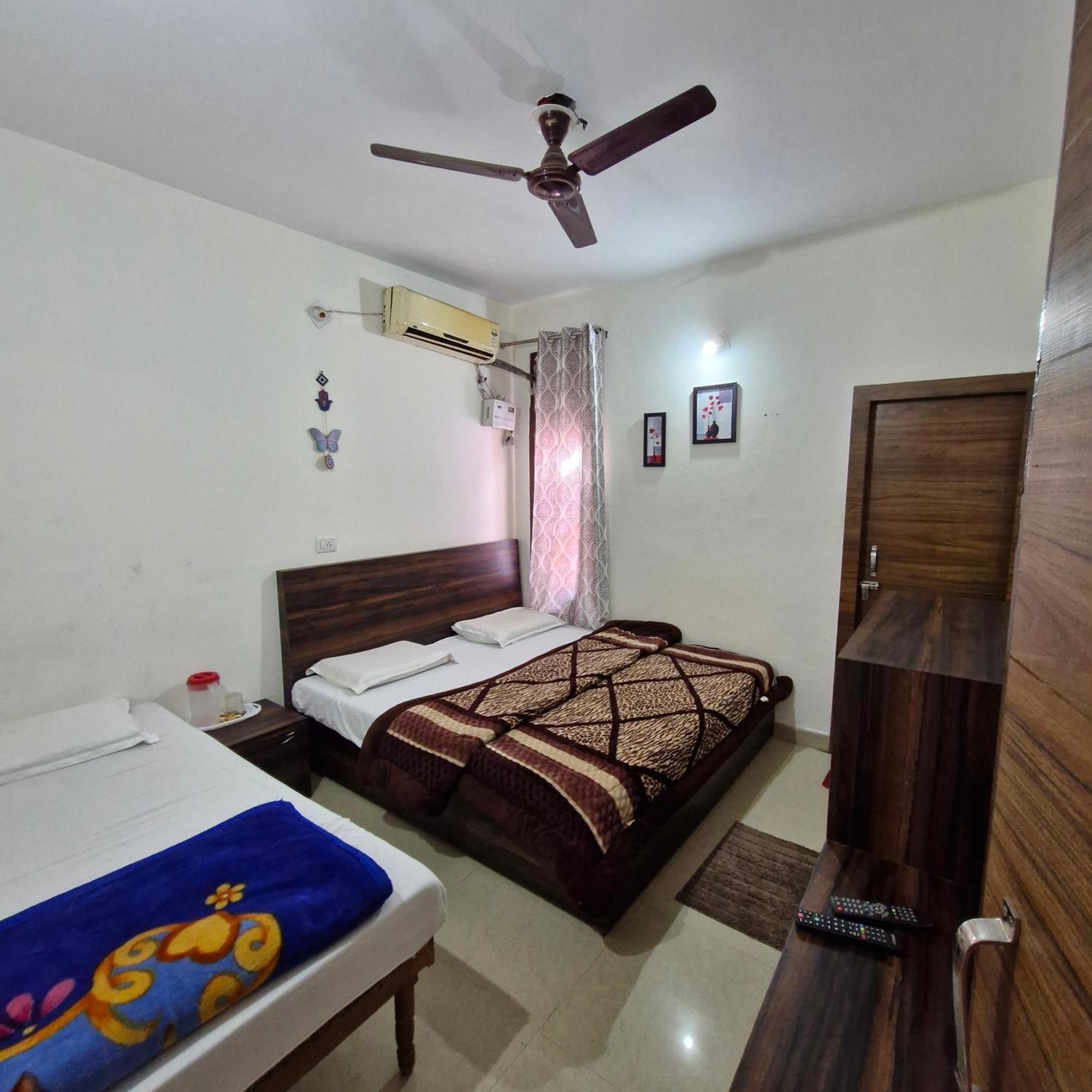 Saatvik Homestay Катра Экстерьер фото