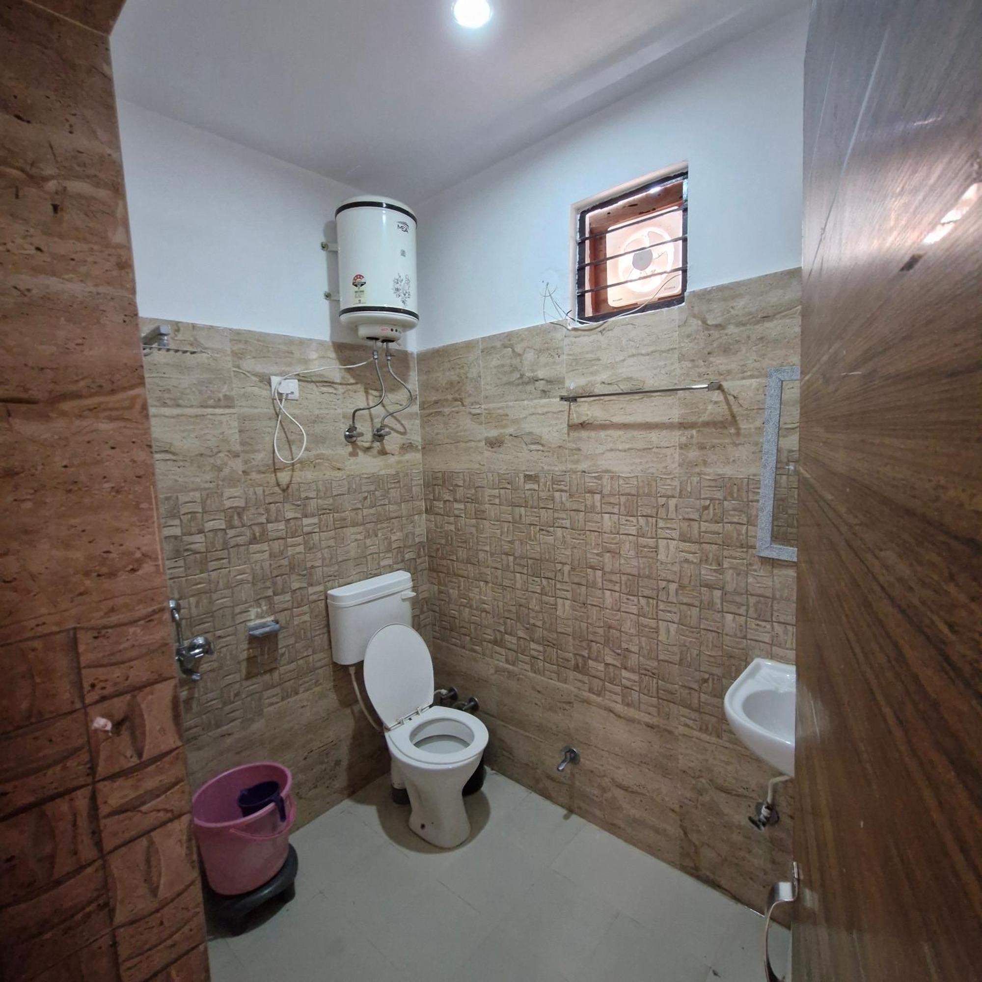 Saatvik Homestay Катра Экстерьер фото