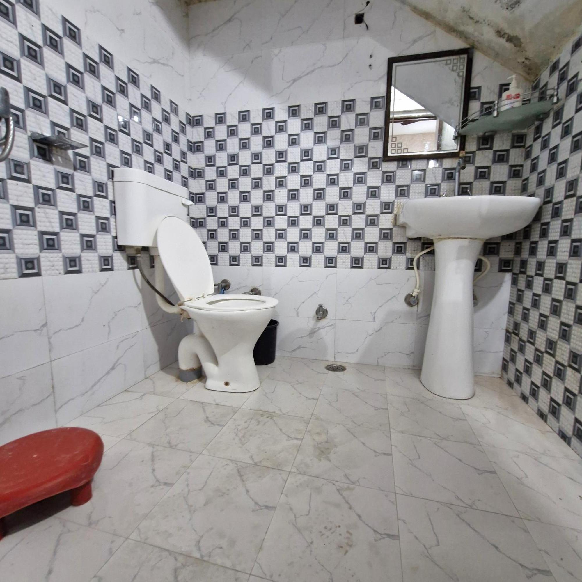 Saatvik Homestay Катра Номер фото