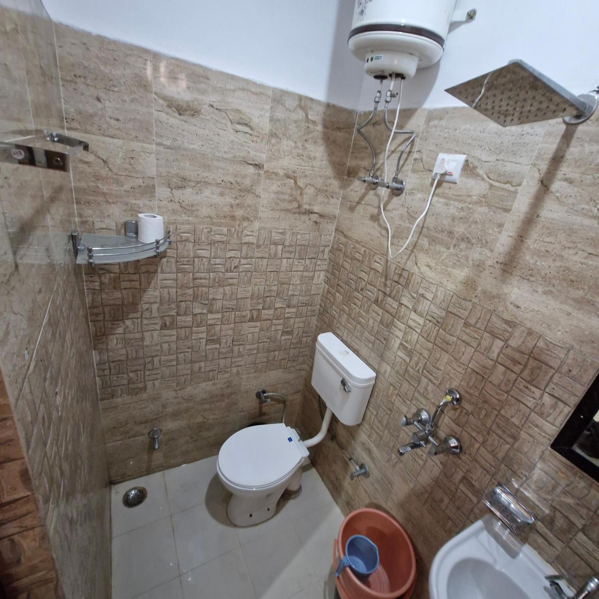 Saatvik Homestay Катра Экстерьер фото